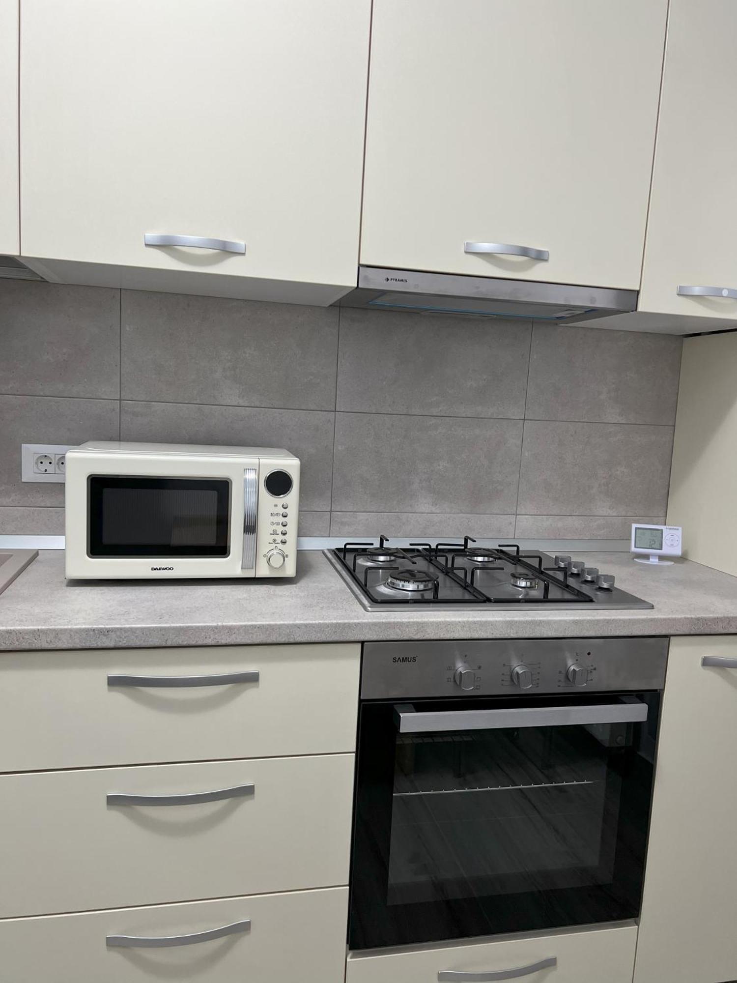 Refined Studio Haven At Exigent Plaza - 08 Бухарест Экстерьер фото